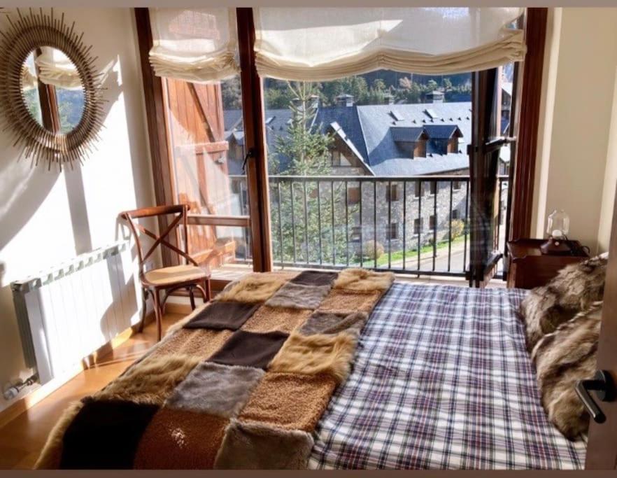 Elegante Apartamento En Escarrilla Con Vistas Al Valle Екстер'єр фото